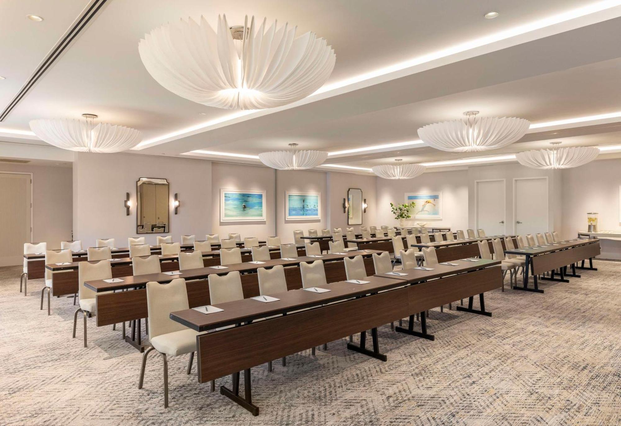 The Singer Oceanfront Resort, Curio Collection By Hilton Riviera Beach Exterior photo