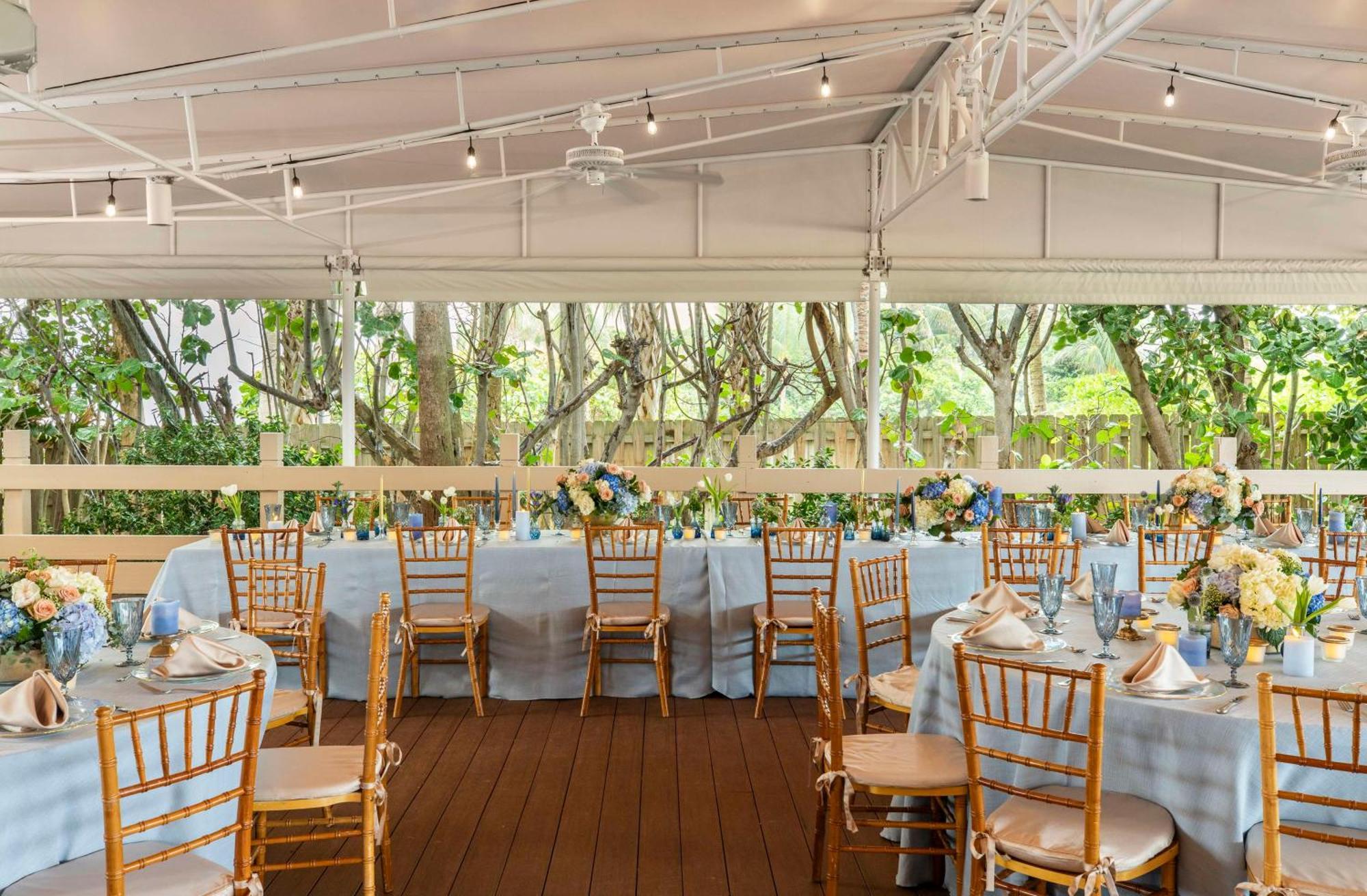 The Singer Oceanfront Resort, Curio Collection By Hilton Riviera Beach Exterior photo