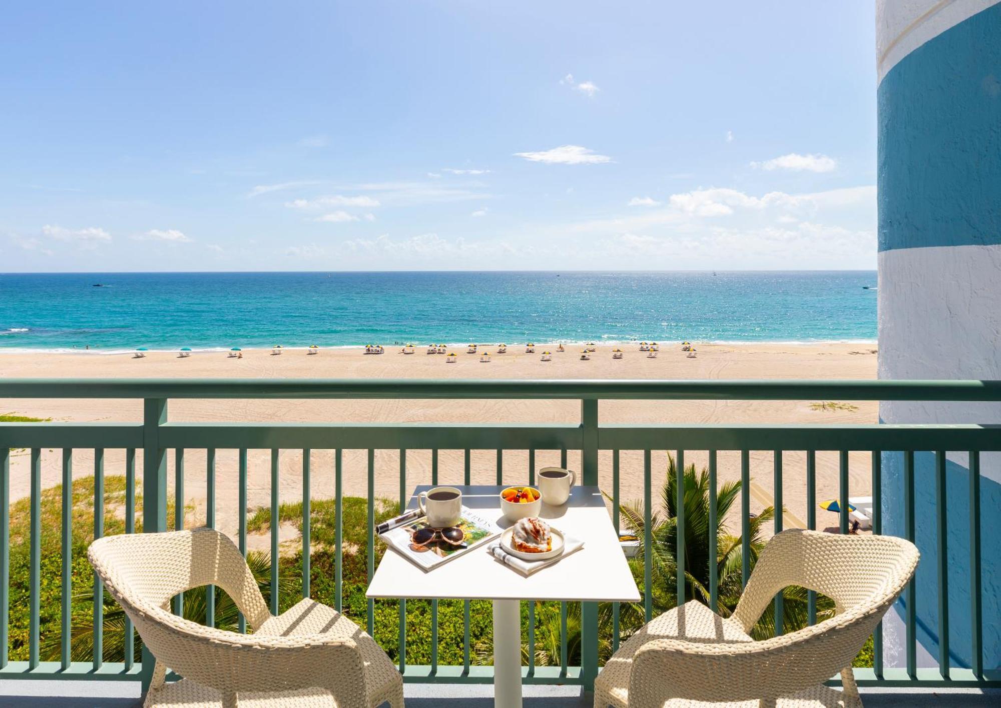The Singer Oceanfront Resort, Curio Collection By Hilton Riviera Beach Exterior photo